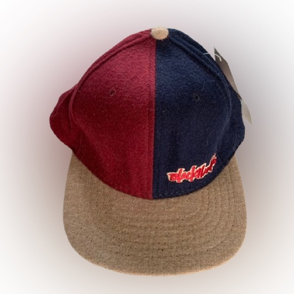 Other - Chicago Blackhawks Vintage American Needle Strapback Hat